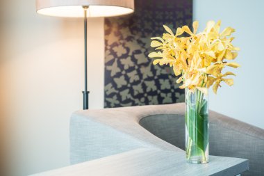 Vazo çiçek dekorasyon 