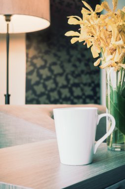 beyaz kahve fincanı