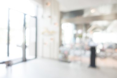 Otel lobisinde bulanıklık