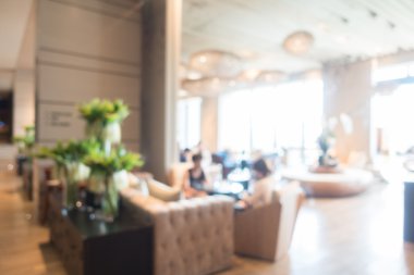 Otel lobisinde bulanıklık