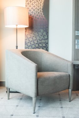 Kanepe ışık lamba ile