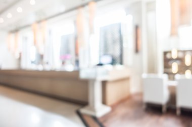 Otel lobisinde bulanıklık