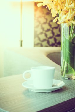 beyaz kahve fincanı