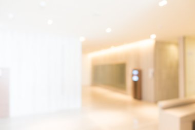 Otel lobisinde bulanıklık