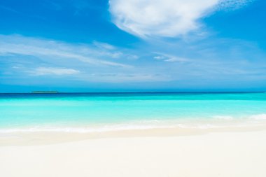 Güzel tropikal Maldivler ada