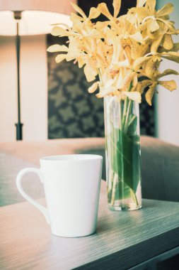 beyaz kahve fincanı