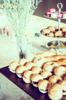 Tatlı yemek büfesi 