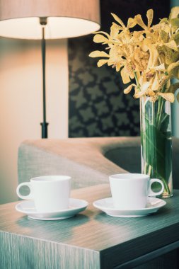 beyaz kahve fincanı