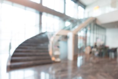 Otel lobisinde bulanıklık