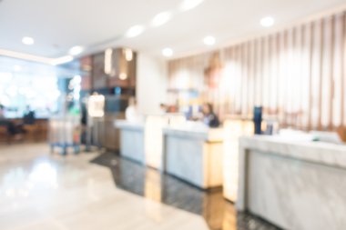 Otel lobisinde bulanıklık