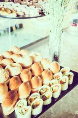 Tatlı yemek büfesi 