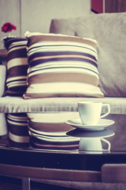 Beyaz kahve fincanı tablo dekorasyon