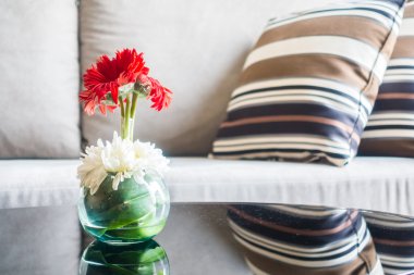 çiçek vazo dekorasyon 