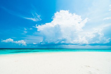 Güzel Maldivler ada