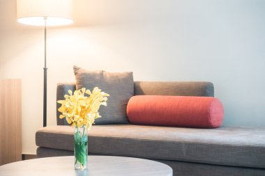 Kanepe ışık lamba ile 