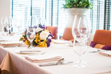 yemek için Tablo ayarı