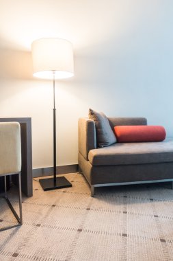 Kanepe ışık lamba ile 