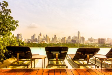 Açık Yüzme Havuzu