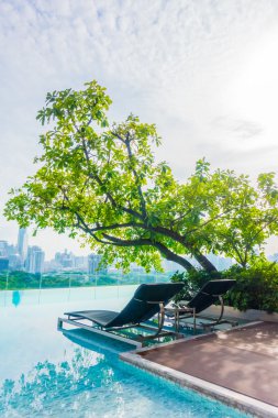 Açık Yüzme Havuzu