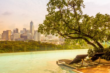 Açık Yüzme Havuzu