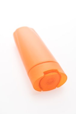 Boş kozmetik ve şampuan şişesi