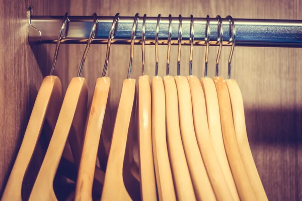 Colgando Percha de ropa —  Fotos de Stock