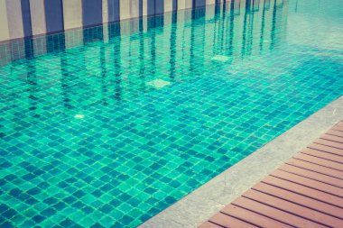 Açık Yüzme Havuzu