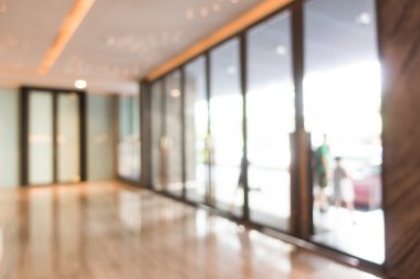 Otel lobisinde bulanıklık