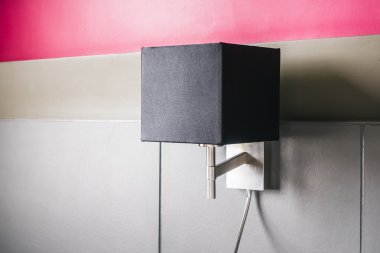 Duvarda ışık lamba