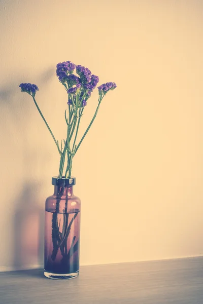 Vase flower decoration — Stock Photo, Image