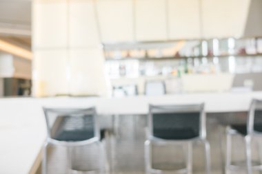 Otel lobisinde bulanıklık