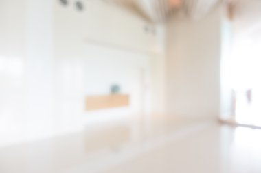 Otel lobisinde bulanıklık