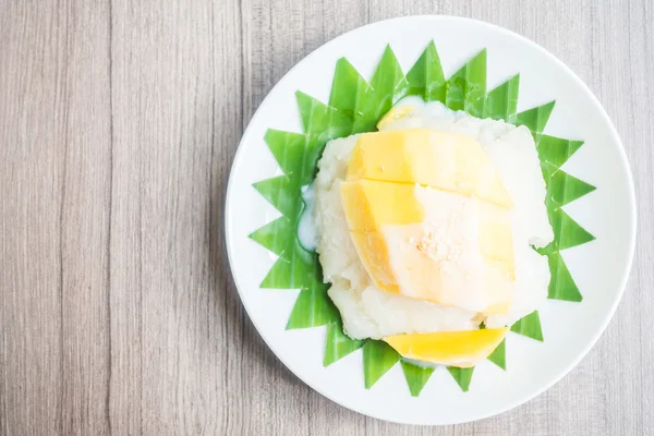 Sticky rice with mango — Stock Photo, Image