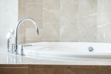 Güzel lüks beyaz küvet 