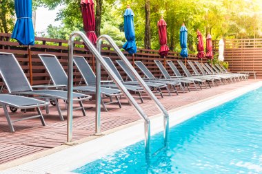 Açık Yüzme Havuzu