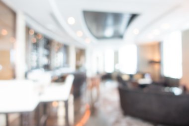 Otel lobisinde bulanıklık