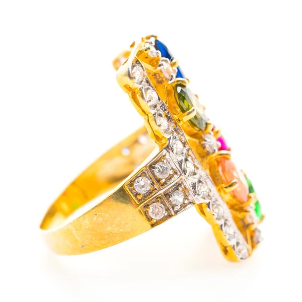 Πολυτελές χρυσό δαχτυλίδι — Φωτογραφία Αρχείου