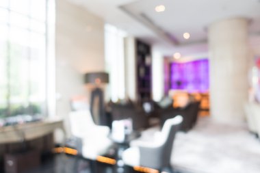 Otel lobisinde bulanıklık