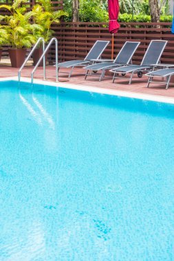 Otelde Açık Yüzme Havuzu