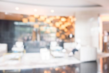 Otel lobisinde bulanıklık