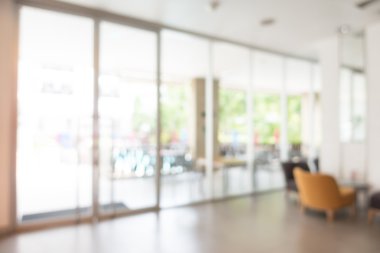 Otel lobisinde bulanıklık