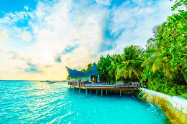 Güzel Maldivler ada