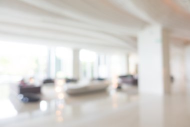 Otel lobisinde bulanıklık