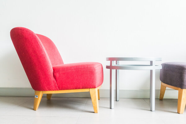 Красивый диван
