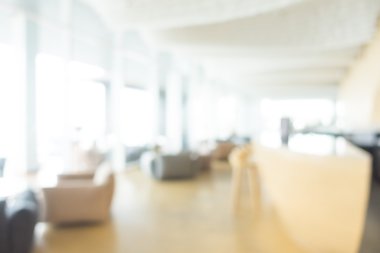 Otel lobisinde bulanıklık