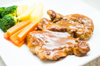 ızgara biftek domuz