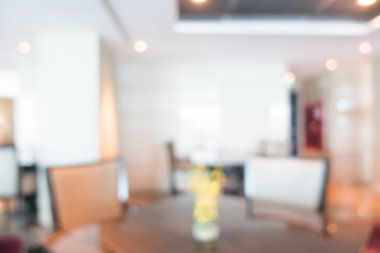 Otel lobisinde bulanıklık
