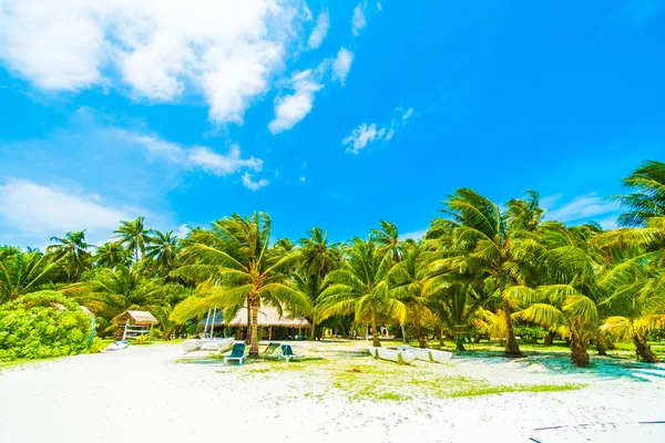 Hermosa isla de Maldivas — Foto de Stock