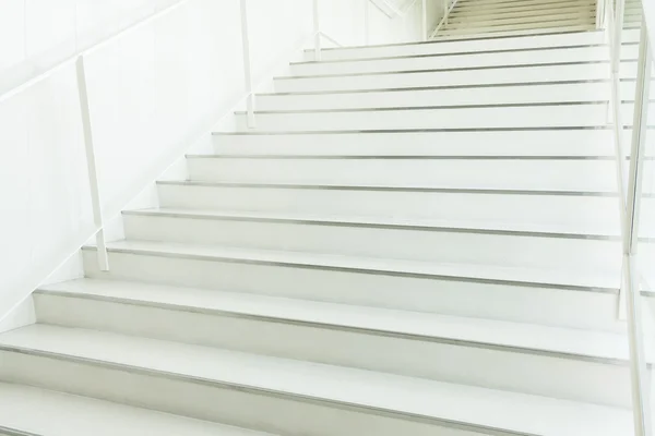 White concrete stairs — Stock Photo, Image