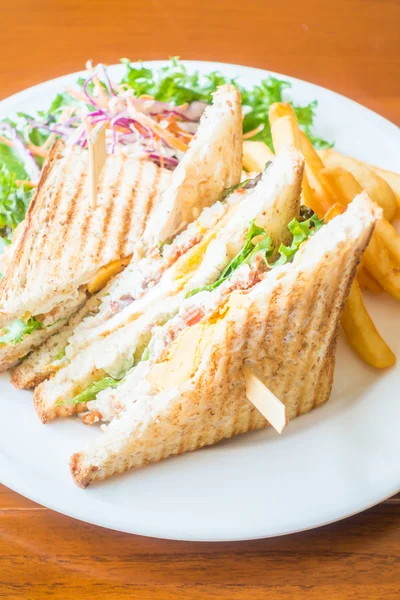 Sandwiches with egg with chicken — Stock Photo, Image